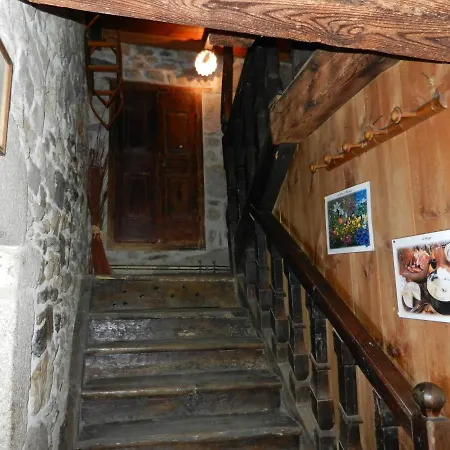 Paysanne Loubaresse (Cantal)